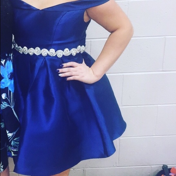 Blue Dress - Picture 5 of 5